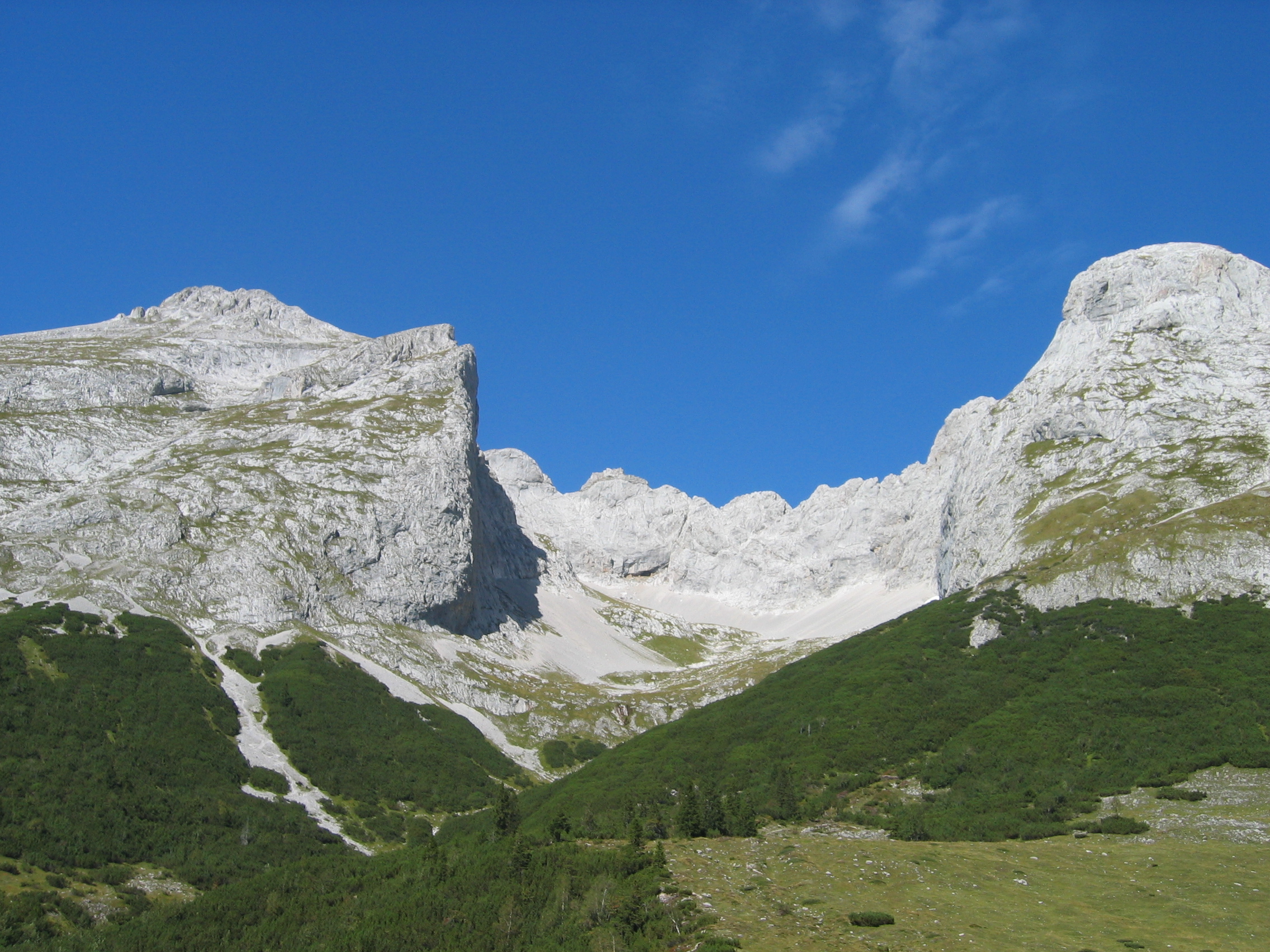 Östliche Karwendelspitze, Grabenkar