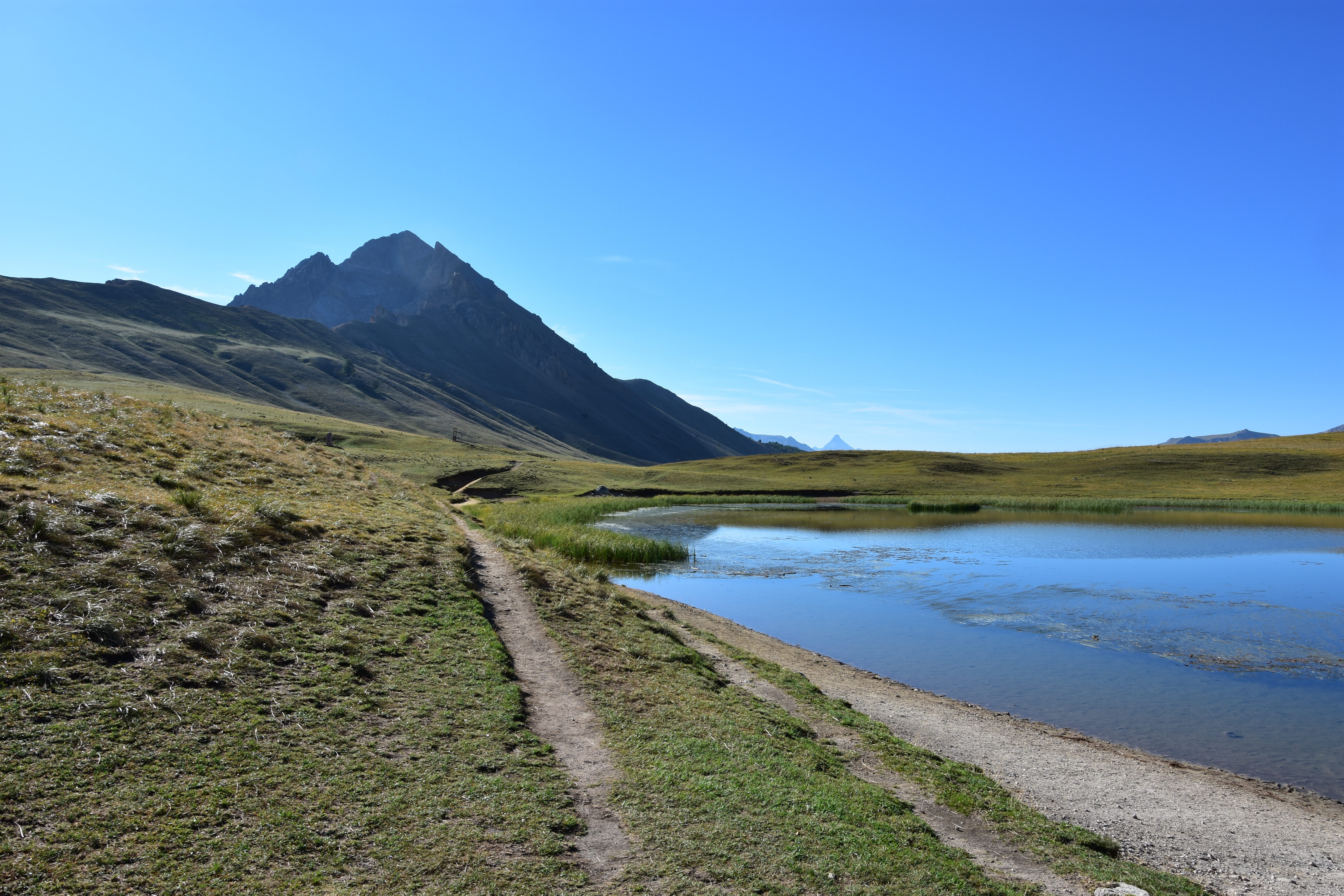 Am Col des Thures, Blick zum weit entfernten Monviso
