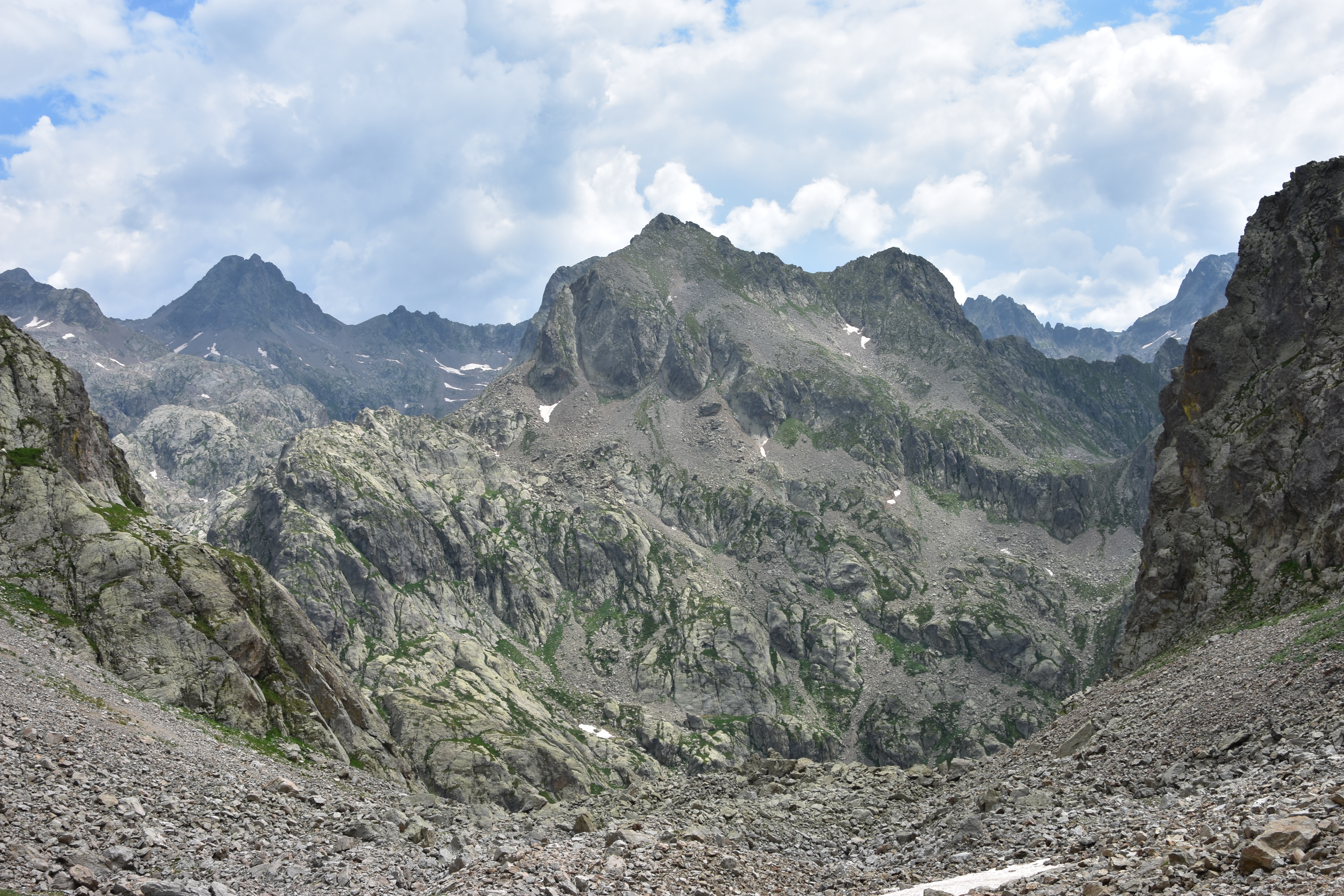 Blick vom Pass nach Osten